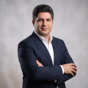 فرزاد بخشیان